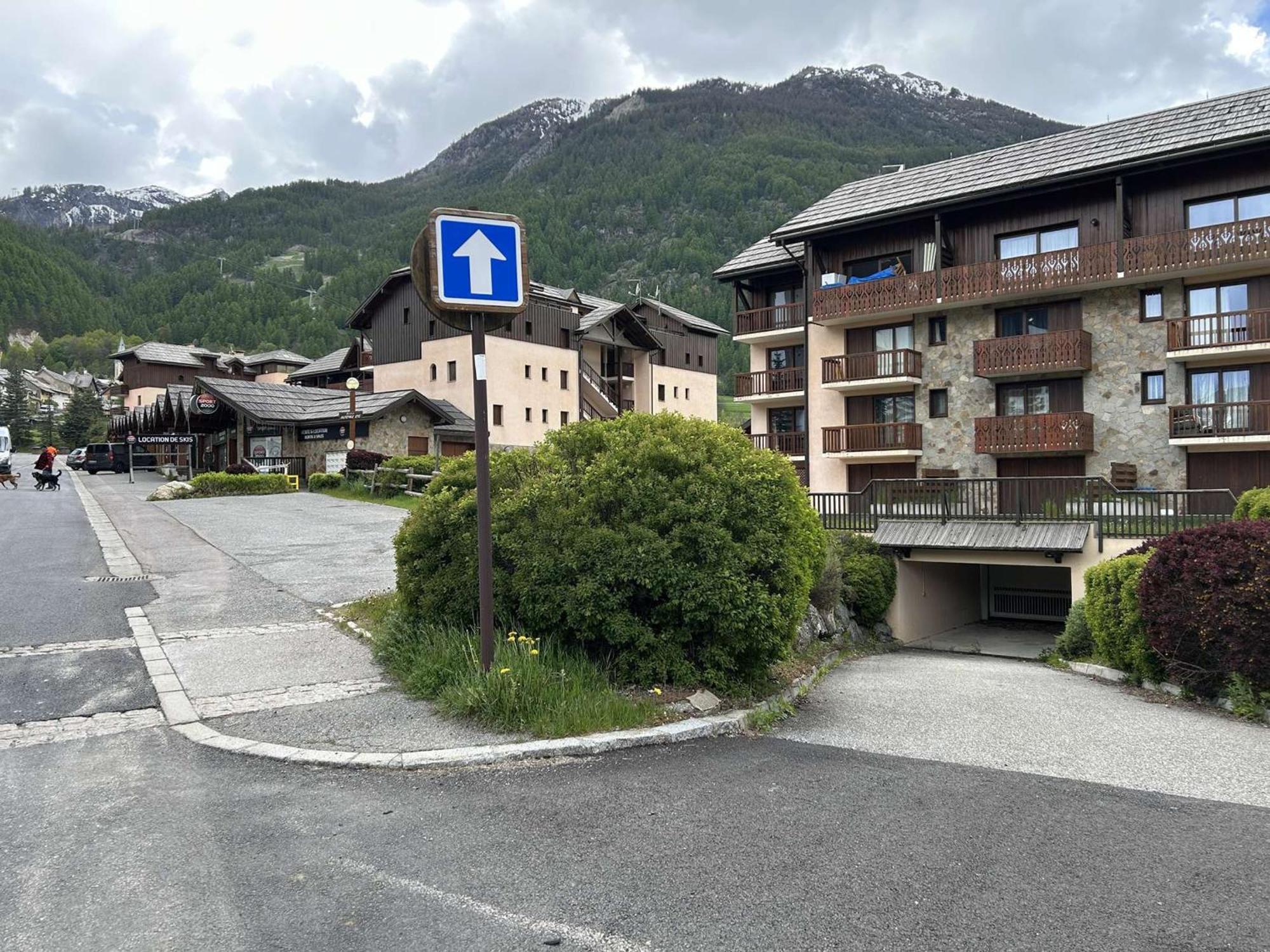 Appartement Lumineux 2 Pieces 6 Pers, Proche Pistes Et Commerces - La Salle Les Alpes - Fr-1-330F-29 แซร์ เชอวาลิเยร์ ภายนอก รูปภาพ